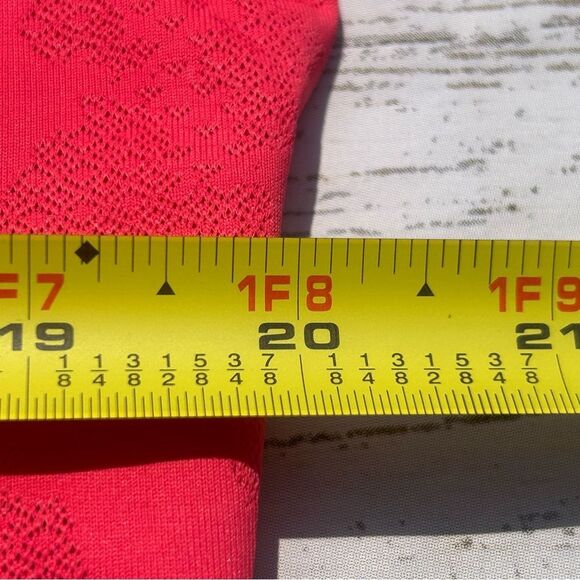 Nike Rise 365 Run Division Dri-FIT Running Top Mens Medium FZ0613-629 - Picture 8 of 9